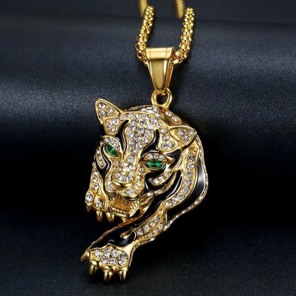 Growling tiger shiny gold emerald eye enamel pendant on chain necklace - Picture 7 of 12